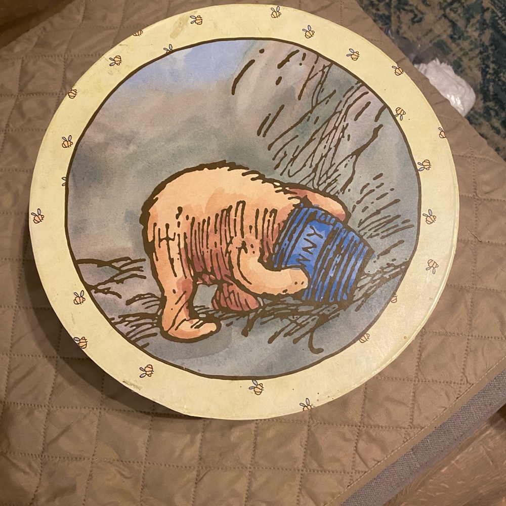 Classic Winnie the Pooh keepsake box